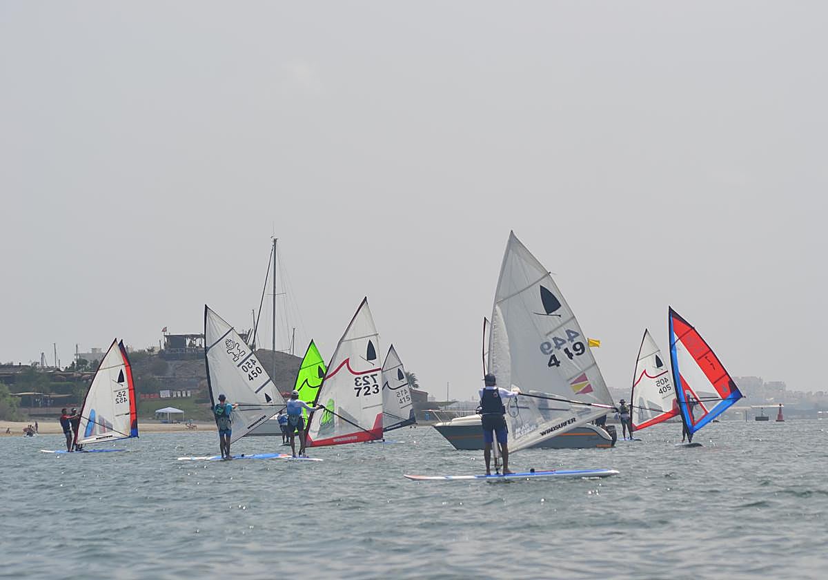 Iván Pastor, vencedor absoluto de la I Vuelta al Mar Menor para la clase Windsurf