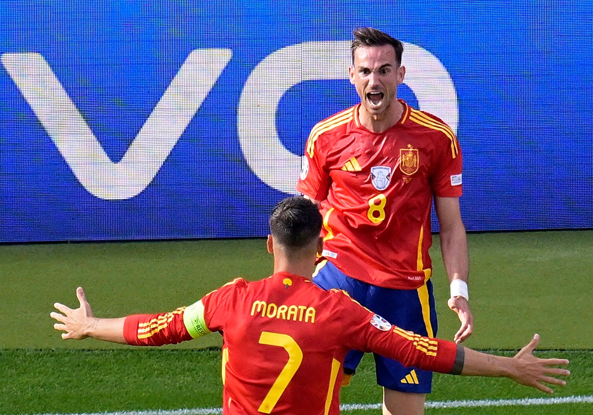 Fabián Ruíz durante un partido con la selección española