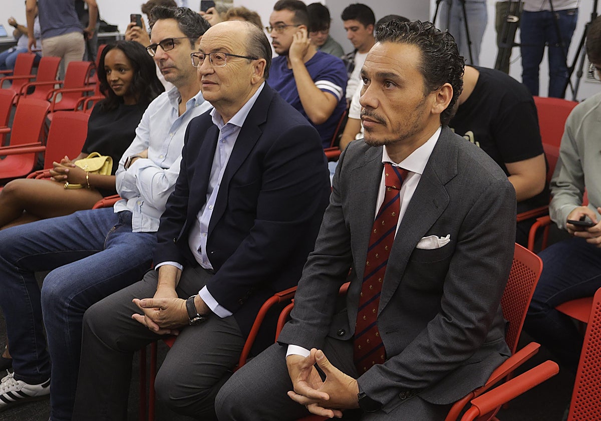 Del Nido Carrasco, José Castro y Gaby Ruiz