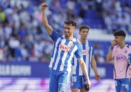 El Espanyol consigue una victoria vital ante el Alavés gracias a un hat-trick de Puado