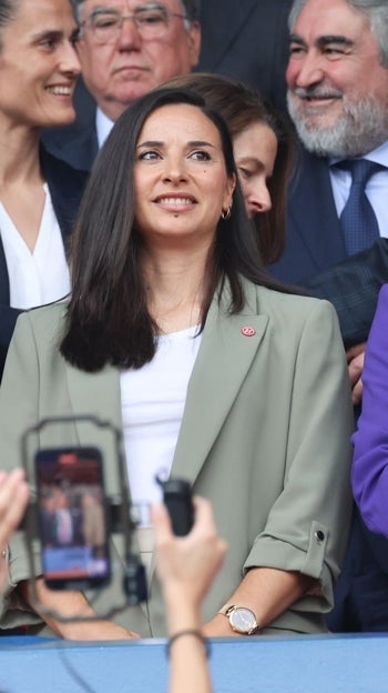 Yaye, en un palco durante un partido