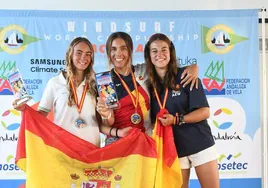 Curro Manchón, Blanca Manchón y los sub21 Alejandro Selma y Olivia Sánchez, campeones del mundo de Raceboard