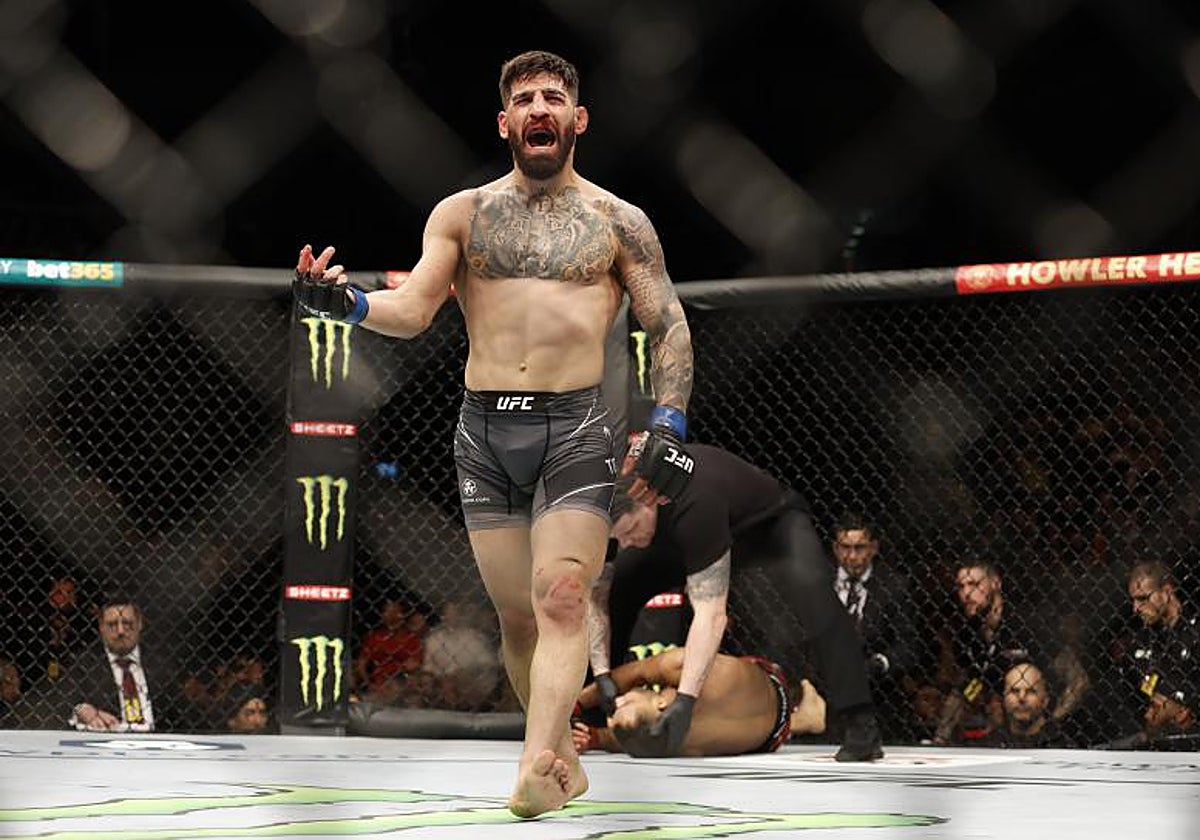 Ilia Topuria celebra su victoria contra Jai Herbert en Londres