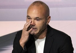 Última hora de la retirada de Andrés Iniesta hoy, reacciones y el anuncio sobre su futuro, en directo