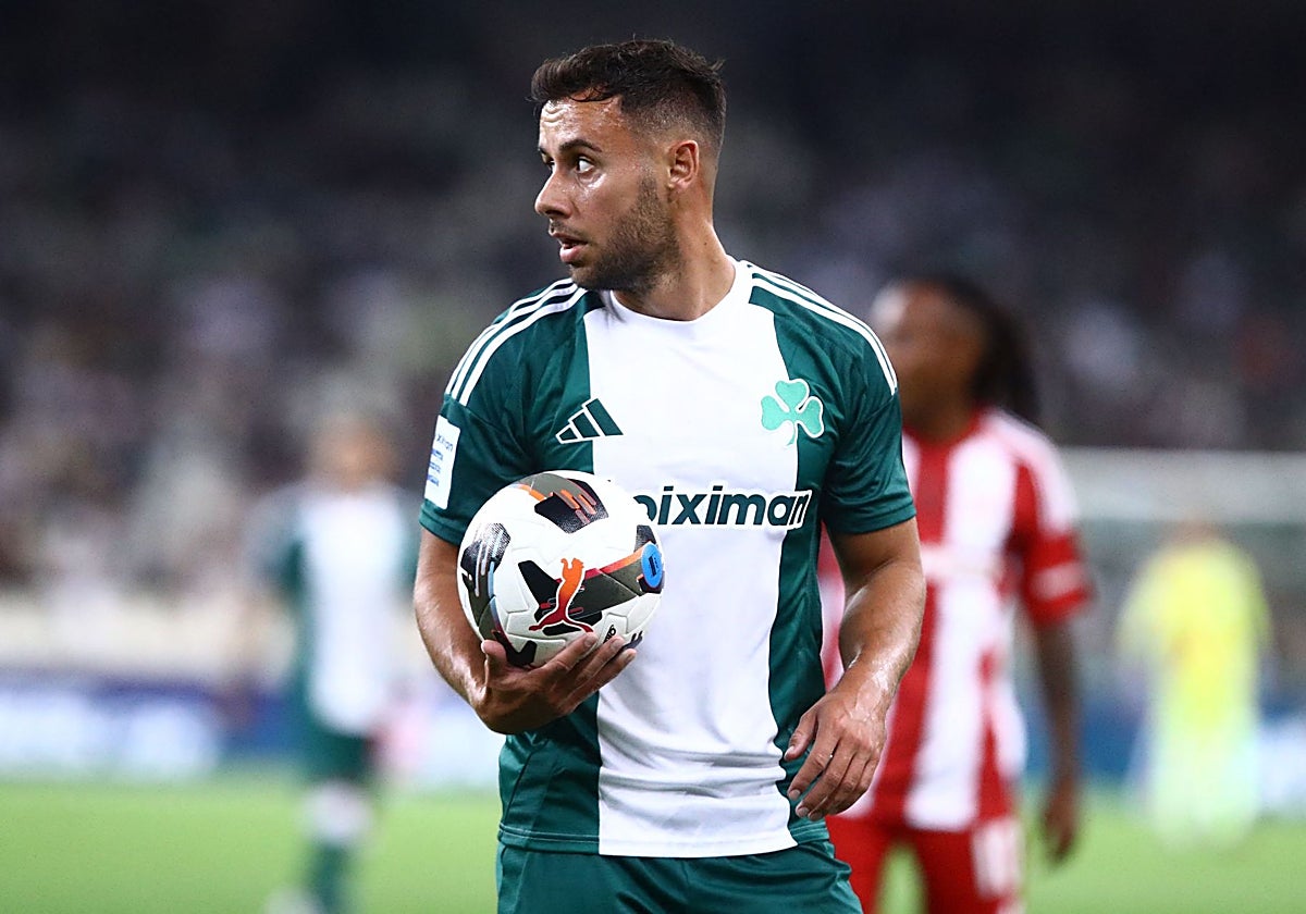 George Baldock, con la camiseta del Panathinaikos