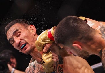 Ilia Topuria hace lo imposible: noquea a Max Holloway en el tercer asalto y se mantiene como campeón de la UFC