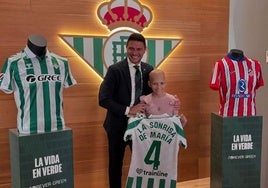 El bonito gesto de Joaquín y todo el Betis con María, la guerrera futbolera