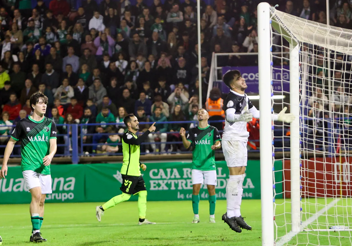 Juanmi, tras marcar el cuarto gol del Betis ante el Gévora