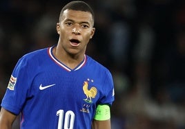 Deschamps se carga a Mbappé: «Kylian quería venir, pero es mejor así»