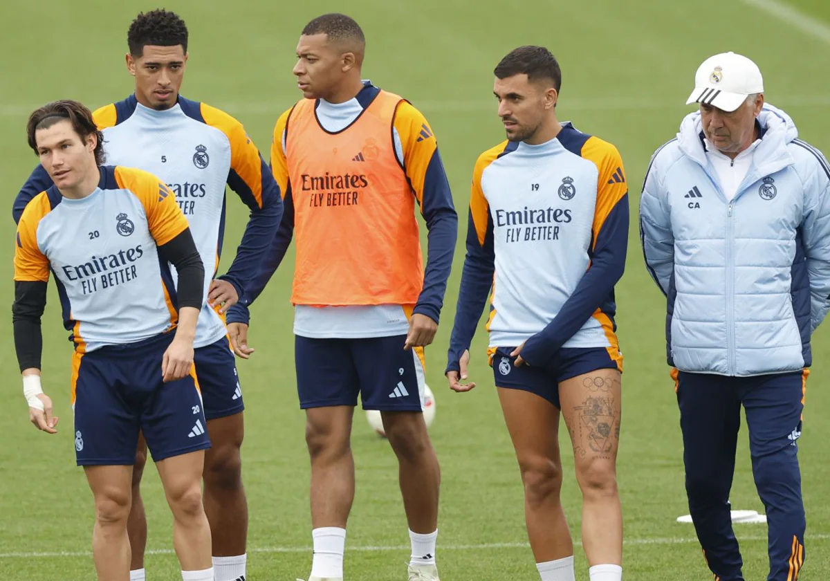 Ancelotti, durante el último entrenamiento del Real Madrid