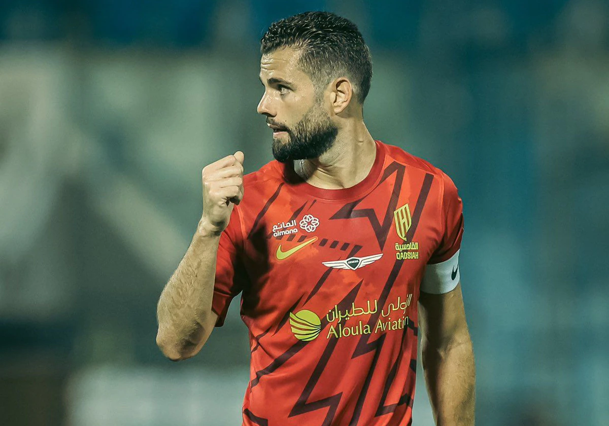 Nacho, con la camiseta de su nuevo equipo