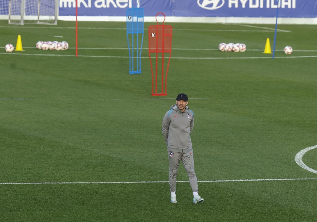 Simeone, durante un entrenamiento del Atlético de Madrid