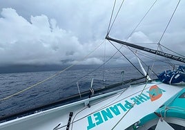 Lideran los 'Vulnerables' a punto de cruzar el ecuador