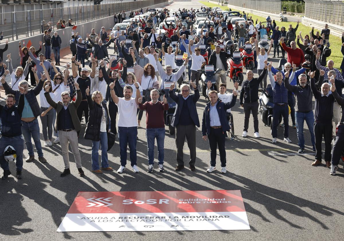 Solidaridad sobre ruedas entrega 80 vehículos a afectados por la DANA