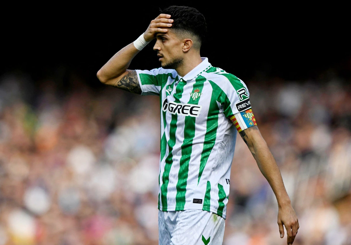 Bartra se lamenta del mal partido del Betis en Mestalla ante el Valencia