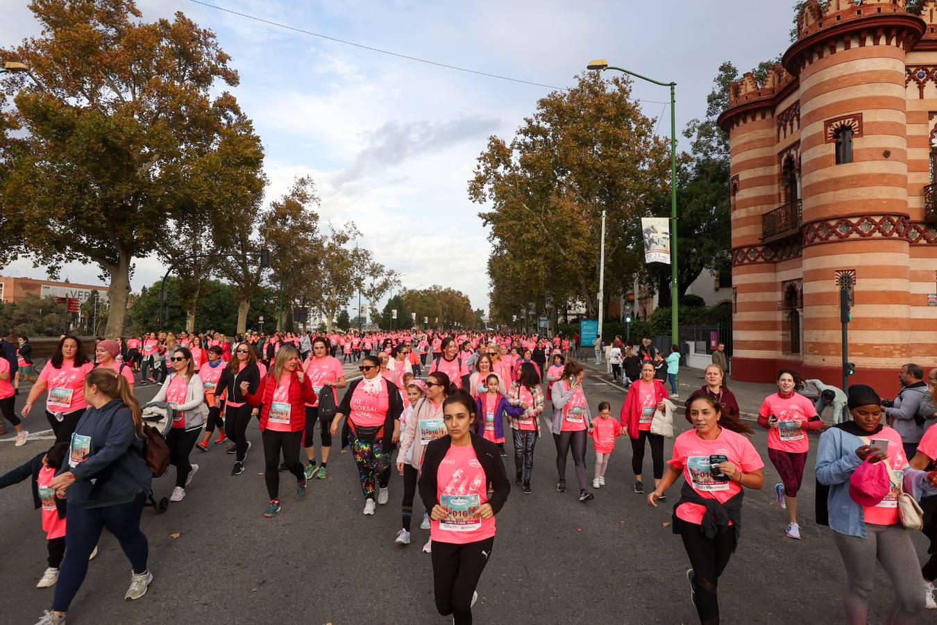 Participantes en la nueva edición de la Carrera de la Mujer