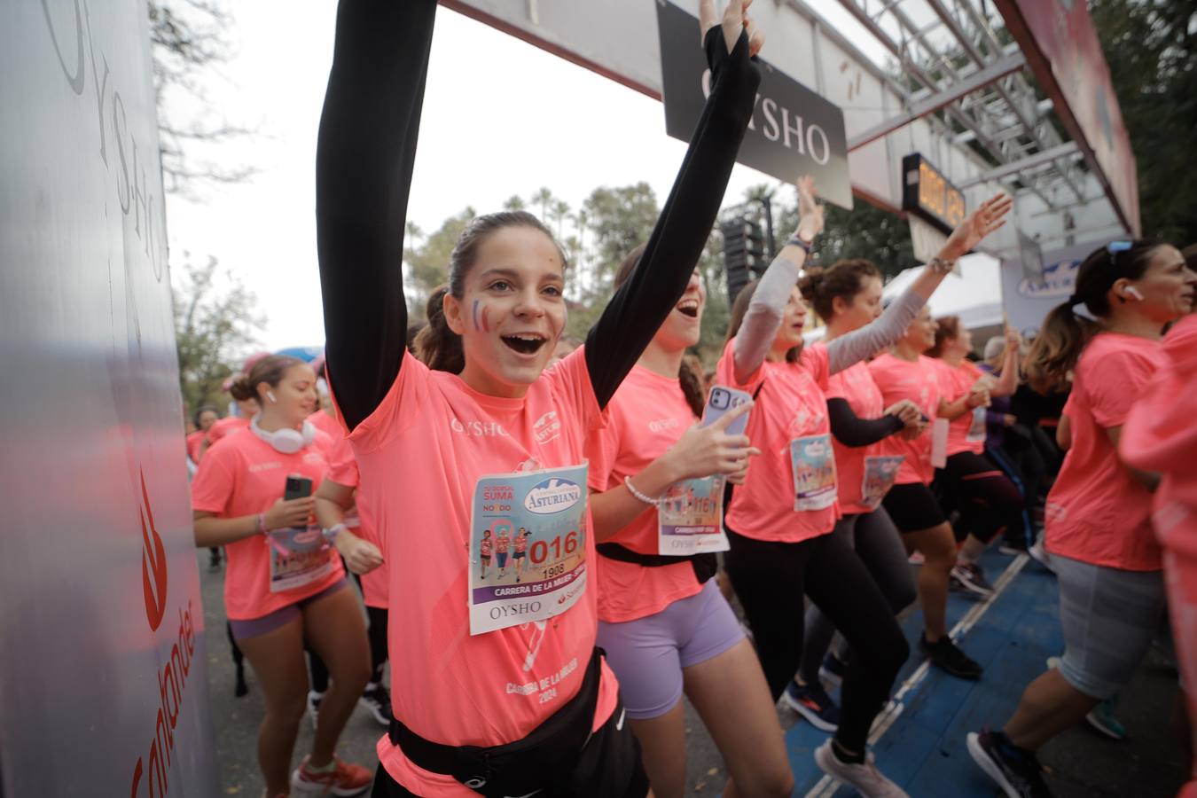 Participantes en la Carrera de la Mujer de Sevilla