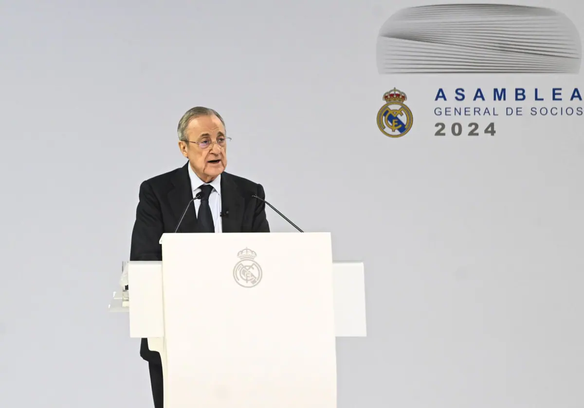 Florentino Pérez, durante su discurso // Vídeo: El presidente del Real Madrid critica la entrada de UEFA en el Balón de Oro