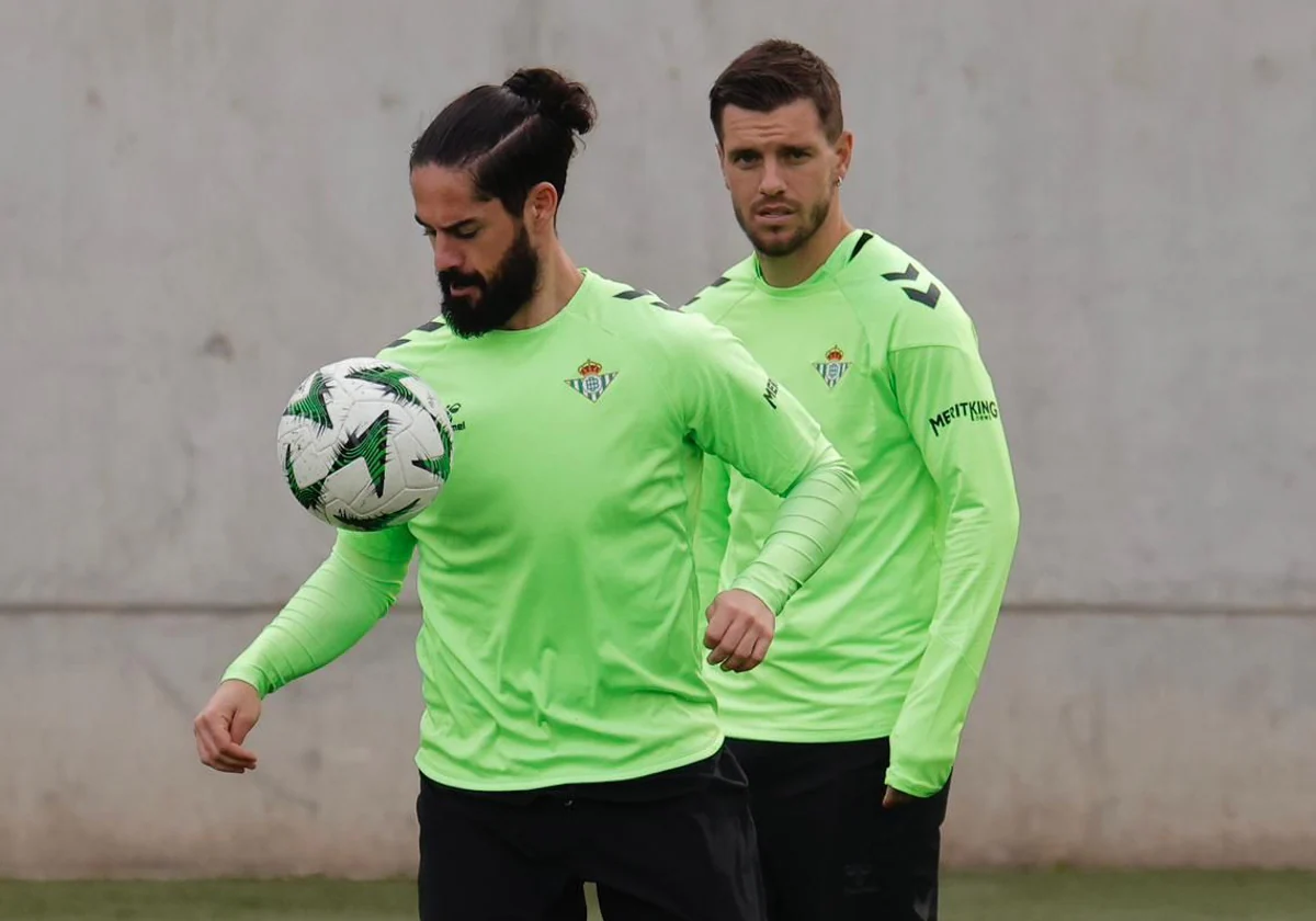 Isco y Lo Celso, juntos en el entrenamiento de este martes