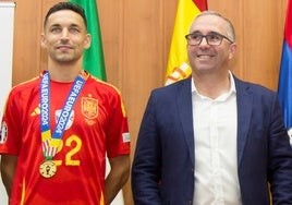 «Jesús Navas ha llevado el nombre de Los Palacios y Villafranca por todo el mundo»