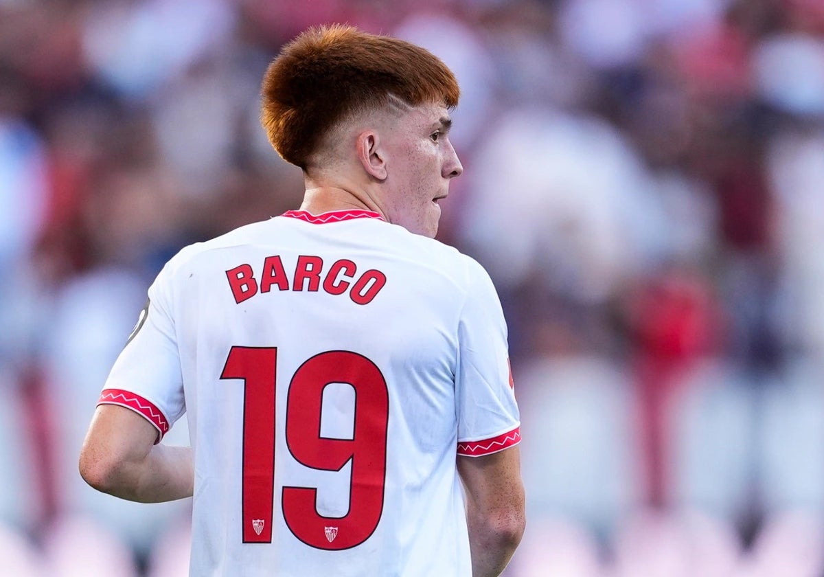 Valentín Barco, en un partido con el Sevilla