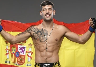 Quién es Joel Álvarez, el gijonés que sigue los pasos de Ilia Topuria en la UFC