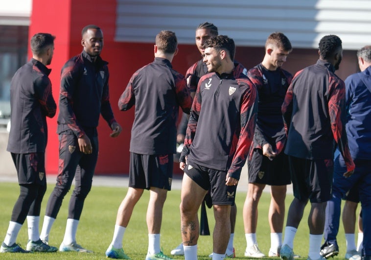 isaac-sevilla-entrenamiento-manuel-gomez-RyvLnQDATCJyXzqsgQHYfHN-758x531@diario_abc.jpeg