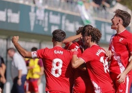 El Sevilla medita si asistir al palco de la ciudad deportiva Luis del Sol en el derbi de filiales