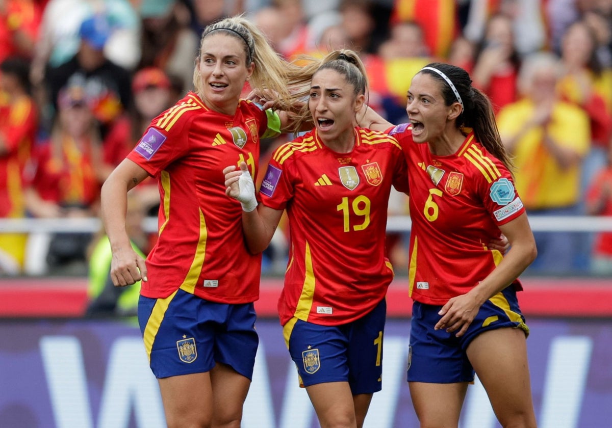 Selección femenina de fútbol