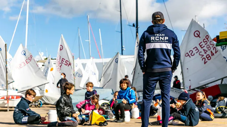 The sailing school is one of the most important in Mallorca