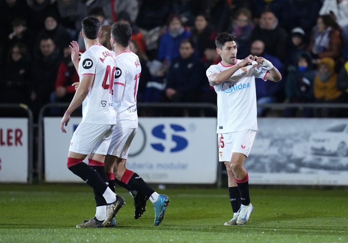 Montiel celebra un gol con la camiseta del Sevilla esta temporada