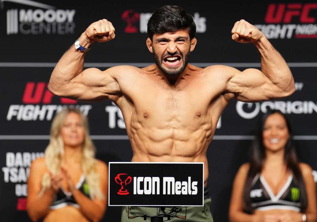 El contendiente al título del peso ligero de la UFC, Arman Tsarukyan