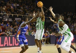 Inesperado naufragio en Fuenlabrada (90-73)