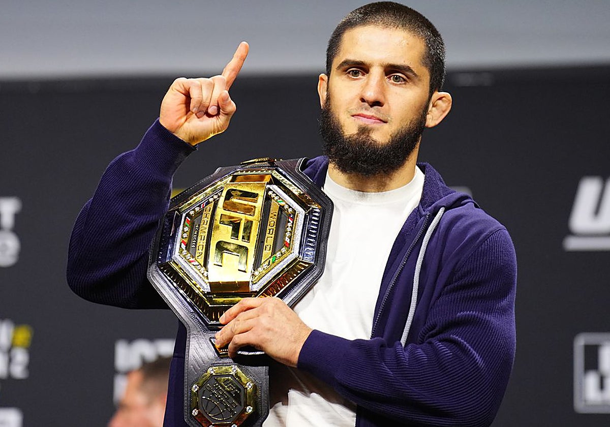 El campeón del peso ligero de la UFC, Islam Makhachev