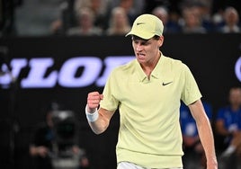 Sinner domestica a Shelton y se cita con Zverev en la final del Abierto de Australia