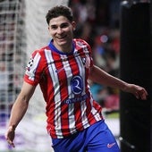 Julián Álvarez celebra su segundo gol ante el Leverkusen