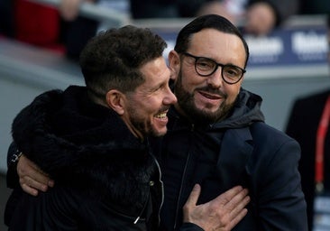 Simeone y Bordalás se saludan antes de un Atlético-Getafe