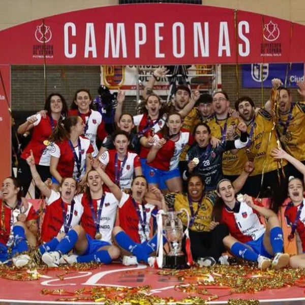 El Futsi Atlético Navalcarnero vuelve a levantar la Supercopa seis años después