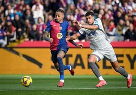 El tremendo enfado sin castigo de Raphinha con los árbitros del Barça-Alavés: «¡Sois todos cagones!»