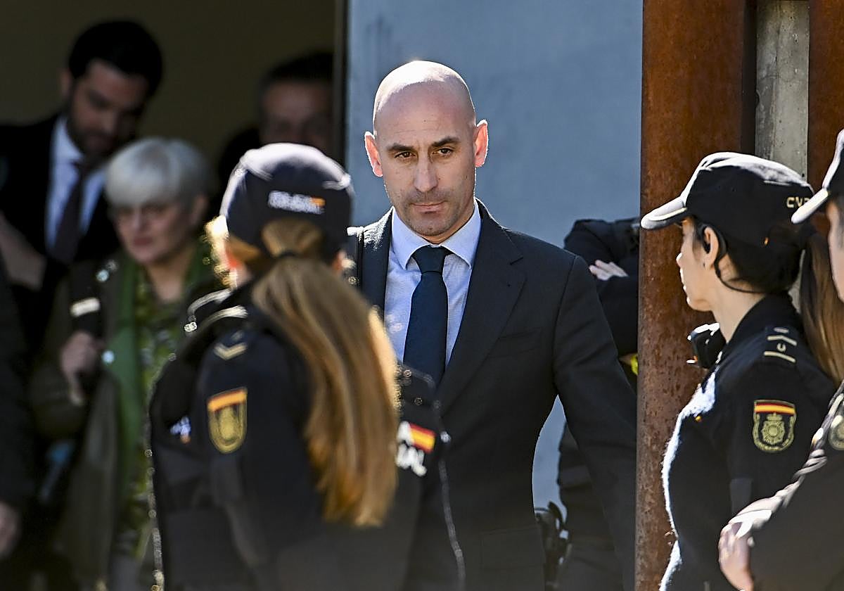 Juicio por el caso Luis Rubiales, en directo: comparecencia de Alexia Putellas, Irene Paredes y resto de testigos hoy