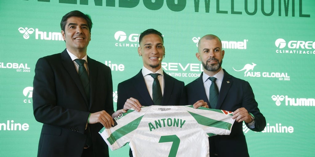 Antony: «Sí, tuve propuestas, pero cuando me llamó el Betis tuve una certeza en mi corazón»