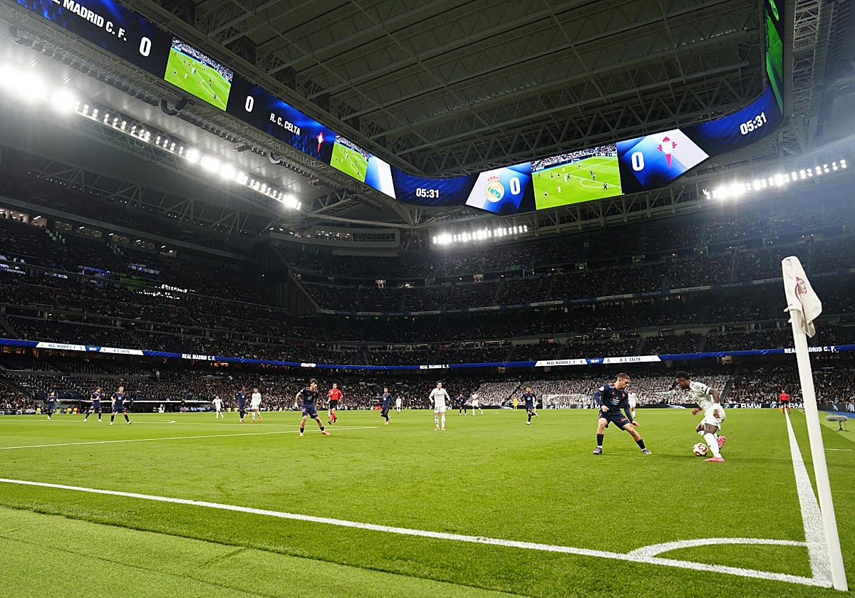Imagen del Real Madrid-Celta de Liga, disputado el pasado 16 de enero con el techo puesto