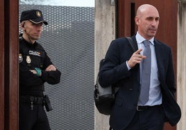 Última hora del juicio a Luis Rubiales por el beso a Jenni Hermoso hoy, en directo