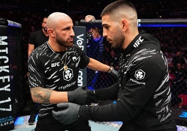 El divertido encuentro entre Topuria y Volkanovksi: «Tenemos que cocinar juntos. ¡Tú traes el vino!»