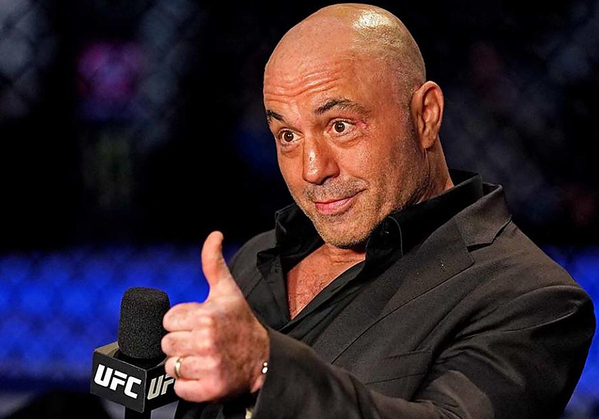 Joe Rogan, durante una retransmisión