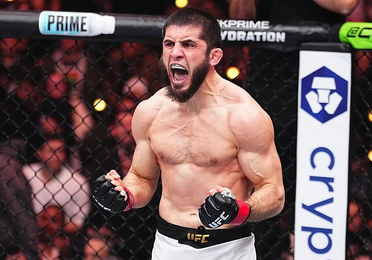 Islam Makhachev, campeón del peso ligero