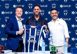 Rayados revela que está en conversaciones con el Sevilla para concertar un amistoso: «Ha habido un acercamiento»