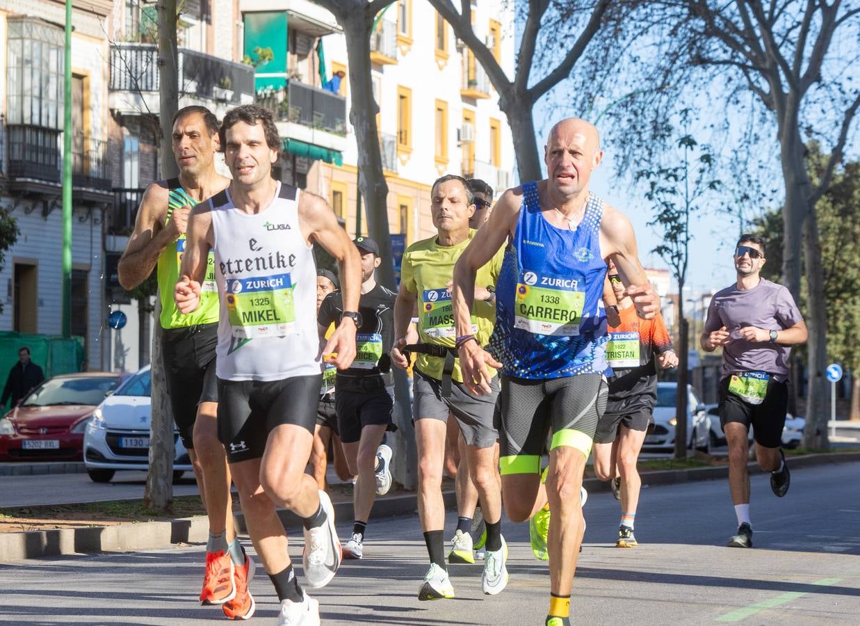 La maratón recorrió alguno de los principales barrios de la capital hispalense