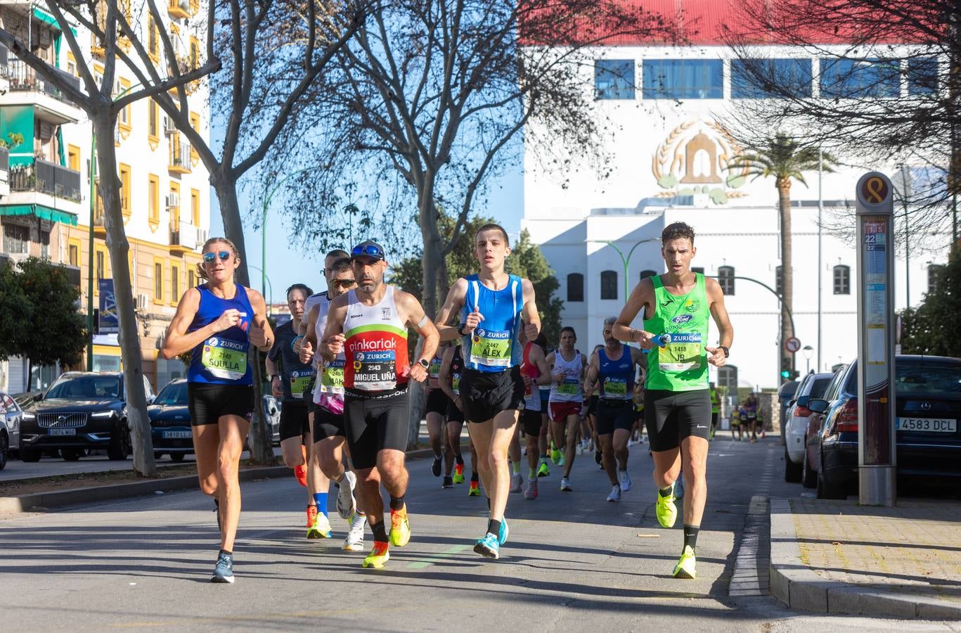 La maratón recorrió alguno de los principales barrios de la capital hispalense