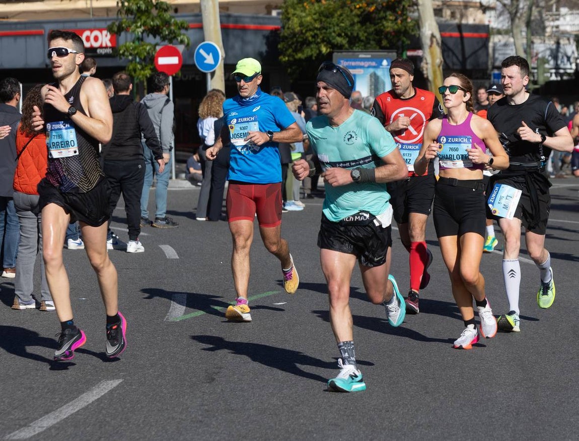 La fiesta del deporte recorrió las calles de Sevilla con la maratón 